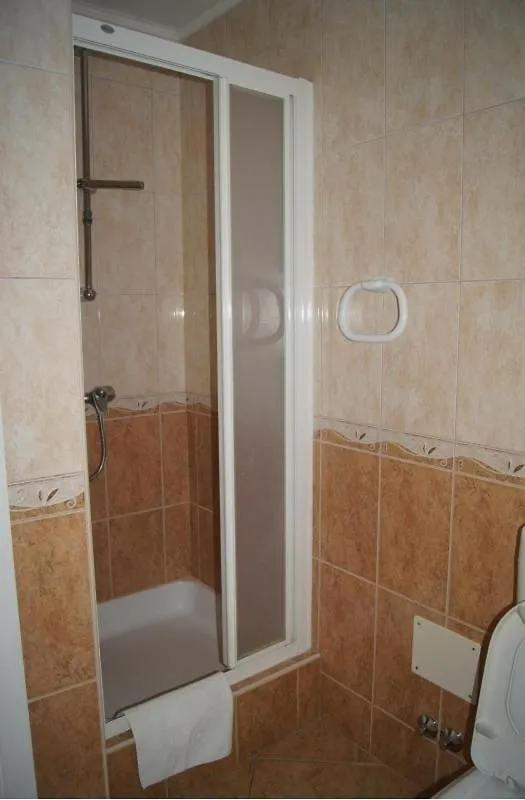 Vila Slatine - Beach Apartments